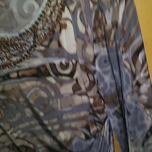 Top - Picture 2 of 4